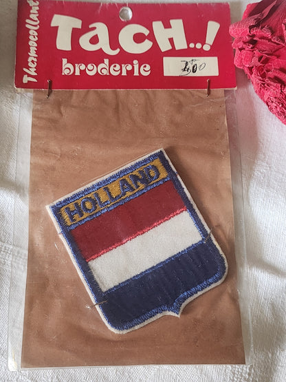 Ancien patch vintage thermocollant "holland " broderie customisation 