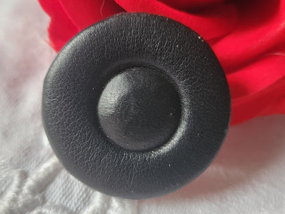 Collection gros bouton coeur cuir noir pied 3,6 cm G5S
