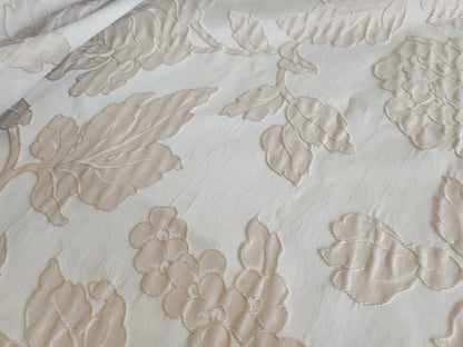 Ancien coupon de tissu damassé beige écru relief 205 cm sur 61 cm B5