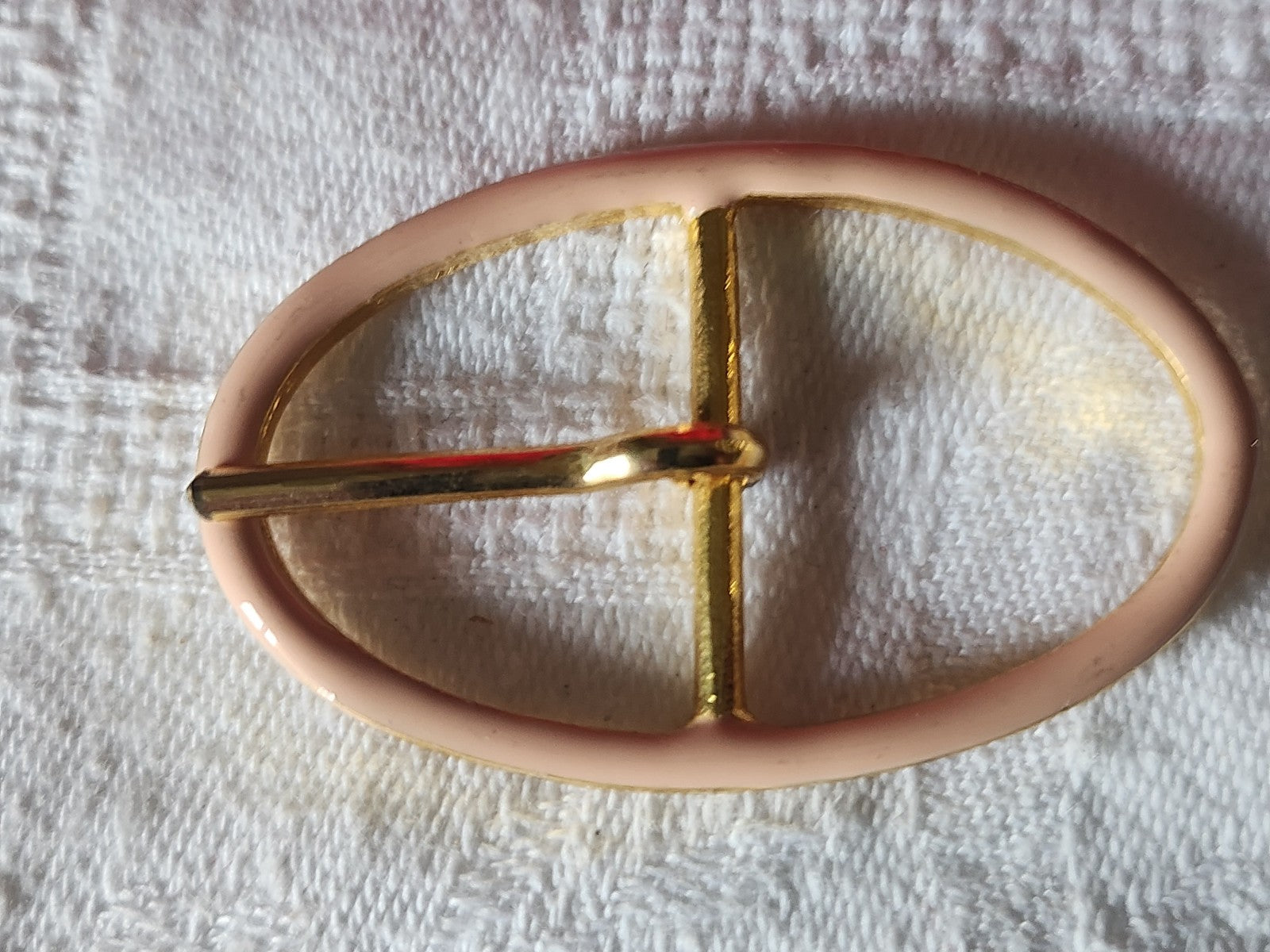 Boucle de ceinture ancienne vintage  rose métal doré 5 cm sur 3 cm
