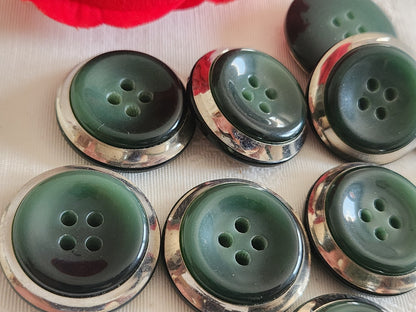 Lot 6 gros boutons vintage vert métal trou  lourd 3 cm ou 30 mm ref 6378 **