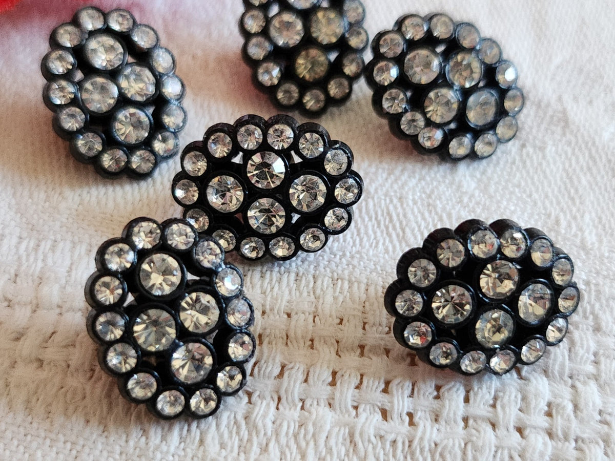 Lot 6 boutons noir acrylique strass en verre 1,3 sur 1,6 cm ref 6548