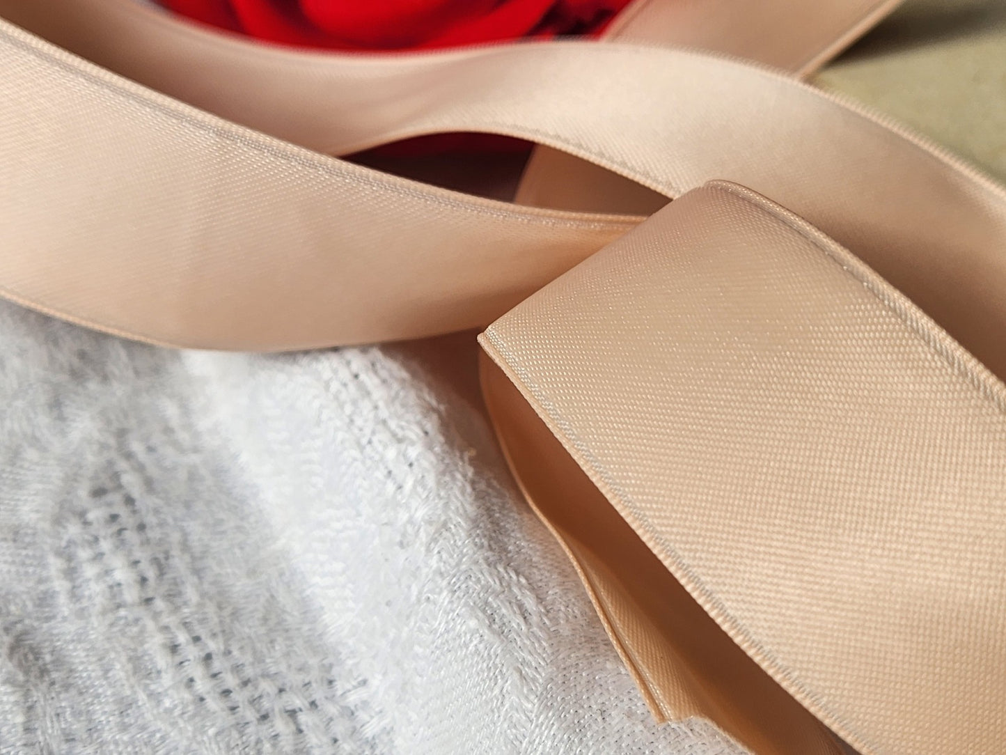 Ruban ancien polyamide  vintage rose  5 mètre sur 2,5 cm mercerie B5 n°10