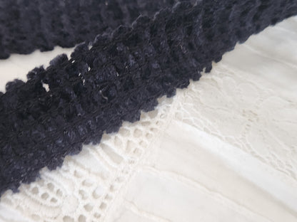 Galon noir style chenille 5 métres sur 2,3 cm made  in France A3