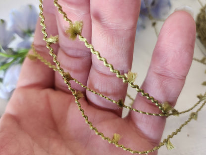 Galon made in France vert lacet pompons fil métal 5 métres hyper fin A3