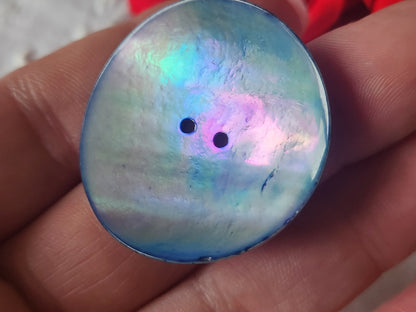 Enorme bouton vintage en nacre bleu incurvé 3,6 cm G14S