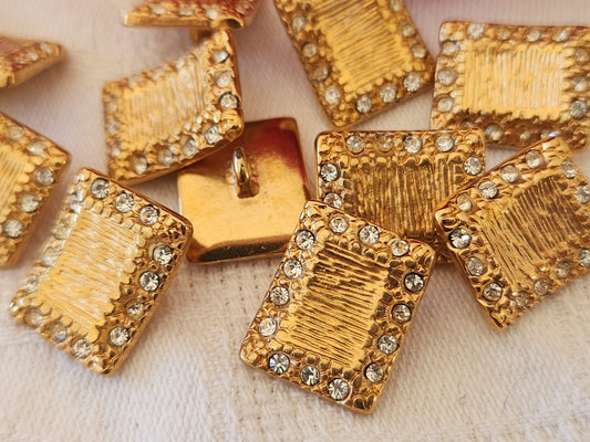 Lot 5 boutons vintage en metal doré strass verre 1,4 sur 1,7 cm ref 6101